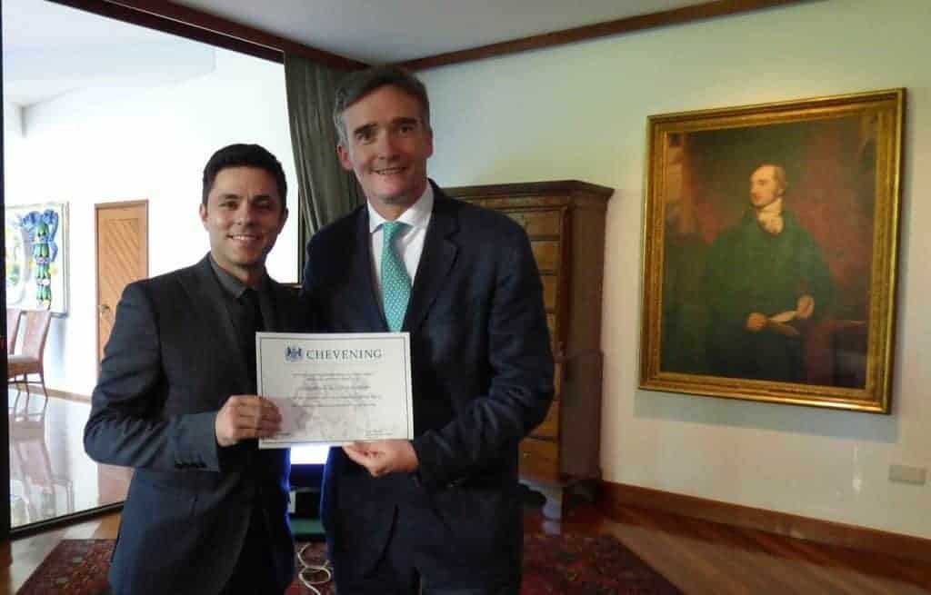Bolsista dá dicas sobre o processo de seleção Chevening para bolsas de mestrado no Reino Unido
