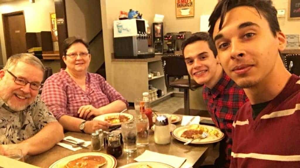 "É importante expressar suas ideias de maneira organizada", Jovem Embaixador dá dica sobre a prova e a seleção