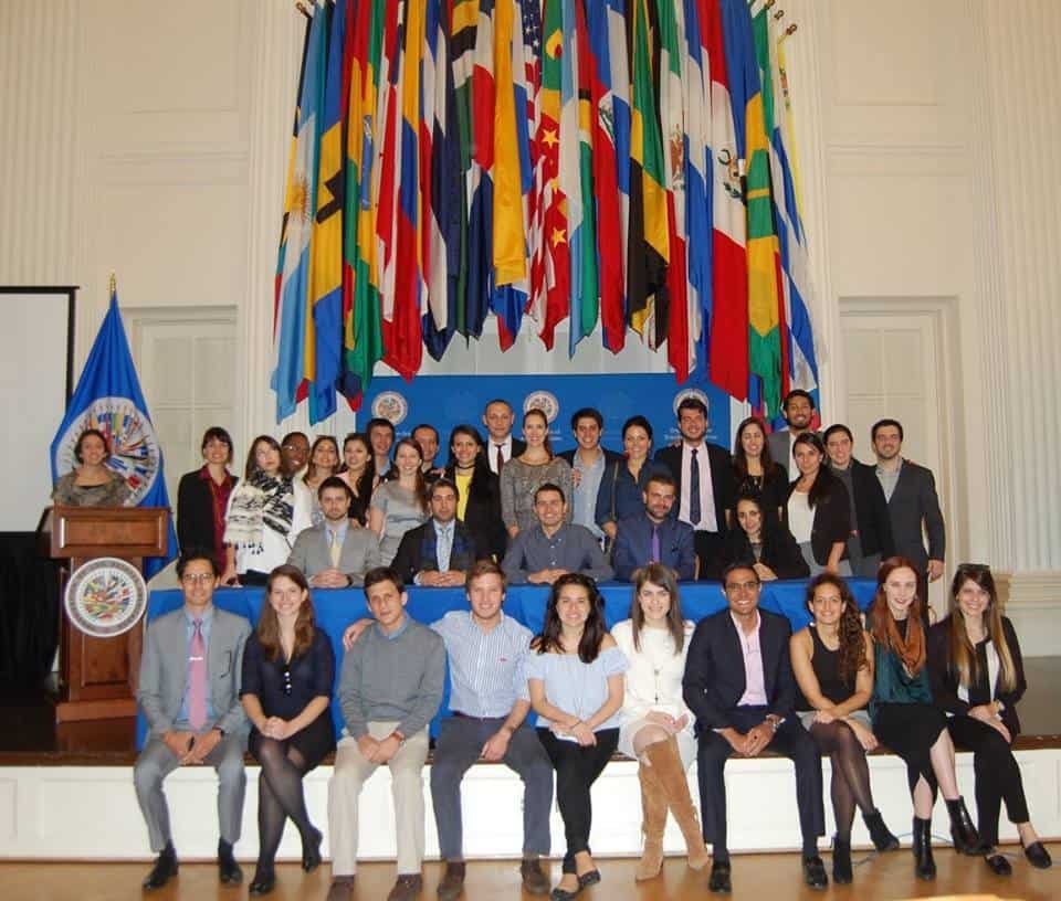 Universidade de Georgetown oferece bolsa para programa de liderança nos Estados Unidos