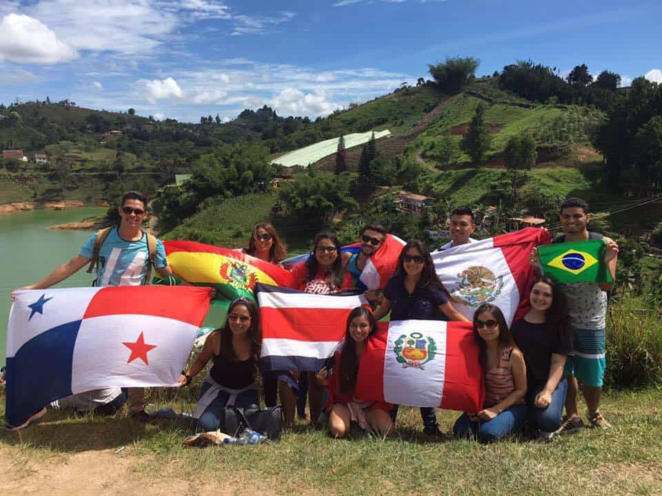 Evento da Aiesec Porto Alegre oferece descontos para fazer voluntariado no Exterior