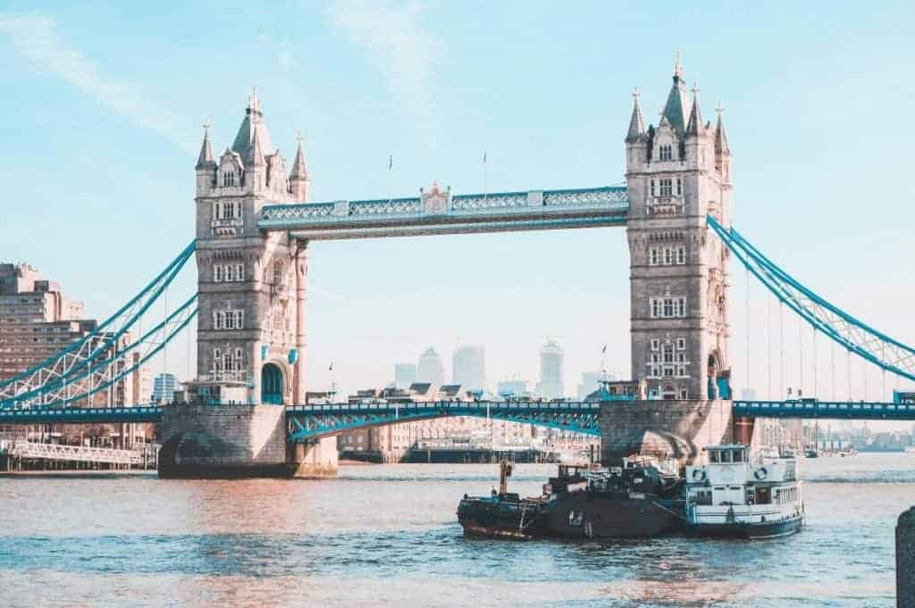UCL dá bolsa para fazer faculdade em Londres