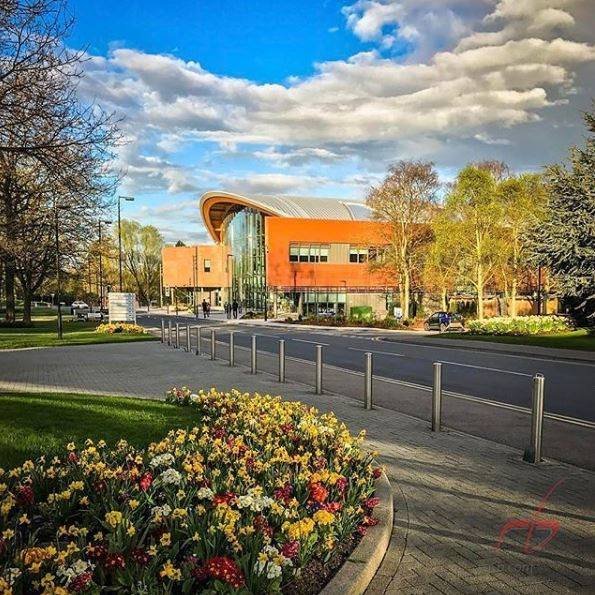 Universidade de Warwick tem bolsa para doutorado na Inglaterra