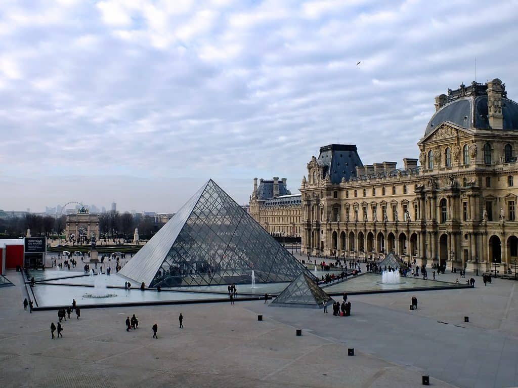 Mestrado na Sciences Po com bolsa Eiffel para estudar em Paris