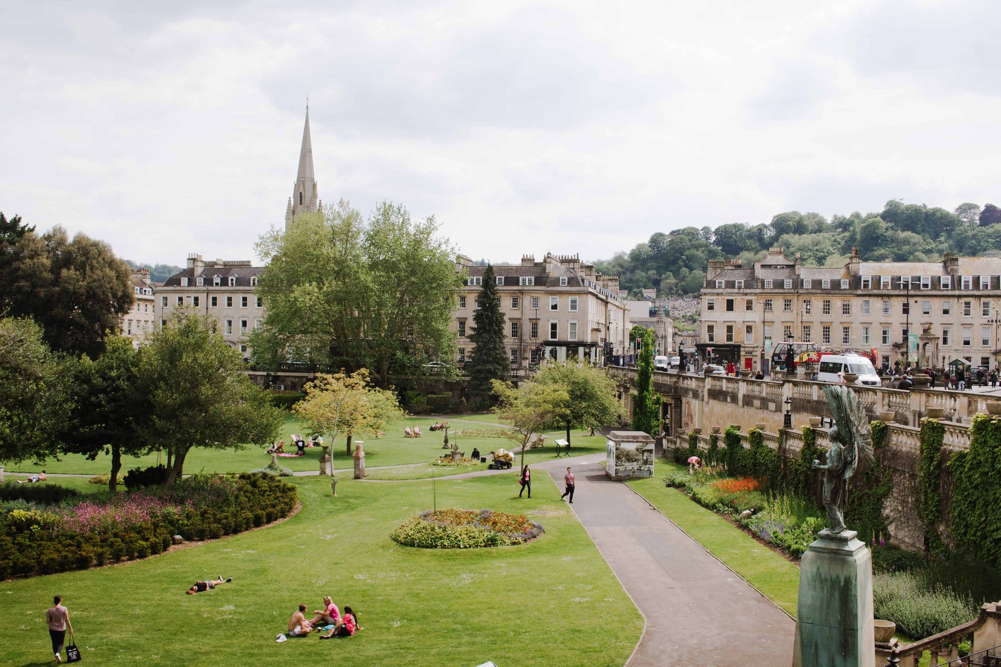 Programa da Universidade de Bath oferece bolsas para mestrado no Reino Unido