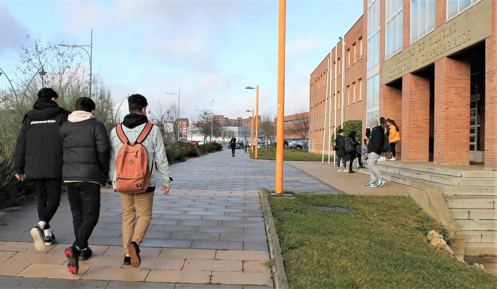 Programa da Universidade de León e do Santander dá bolsas de doutorado na Espanha
