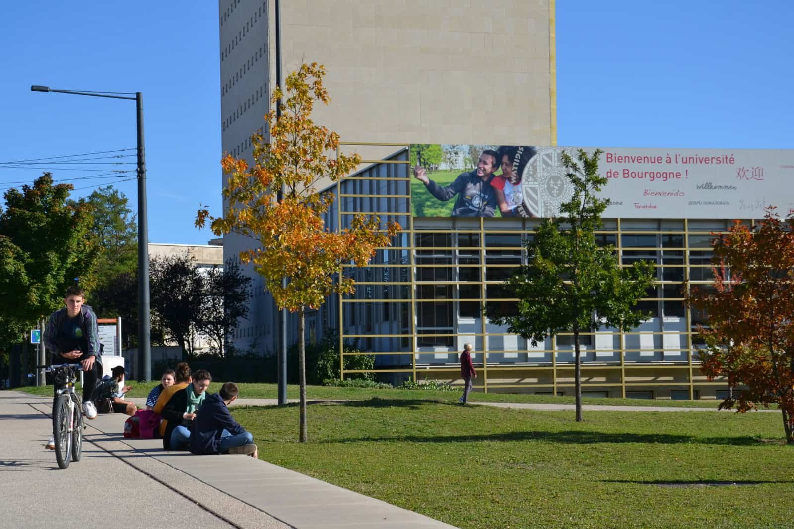 QuanTEEM: Mestrado em Engenharia e Tecnologias Quânticas na Europa com bolsa Erasmus